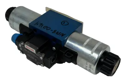 NEW REXROTH 4WE10E40/CG24N9DK25L CONTROL VALVE R900961990