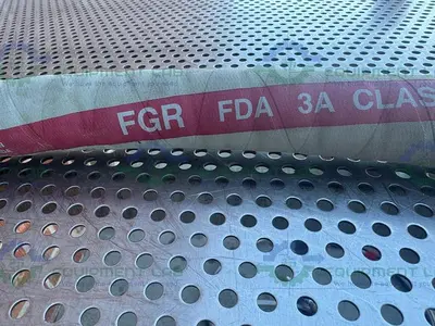 USED FGR FDA 3A CLASS III TRANSFER HOSE 76" W/ SWAGELOK QTM8 QUICK CONNECT STEM