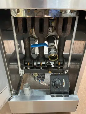 Used Venancio Used Venancio PFR40G-CB LP Fryer 40-lb Capacity with Millivolt Controls - CC Cookers / Coolers / Fryers Illinois US | Falcon Restaurant Supply #1374982