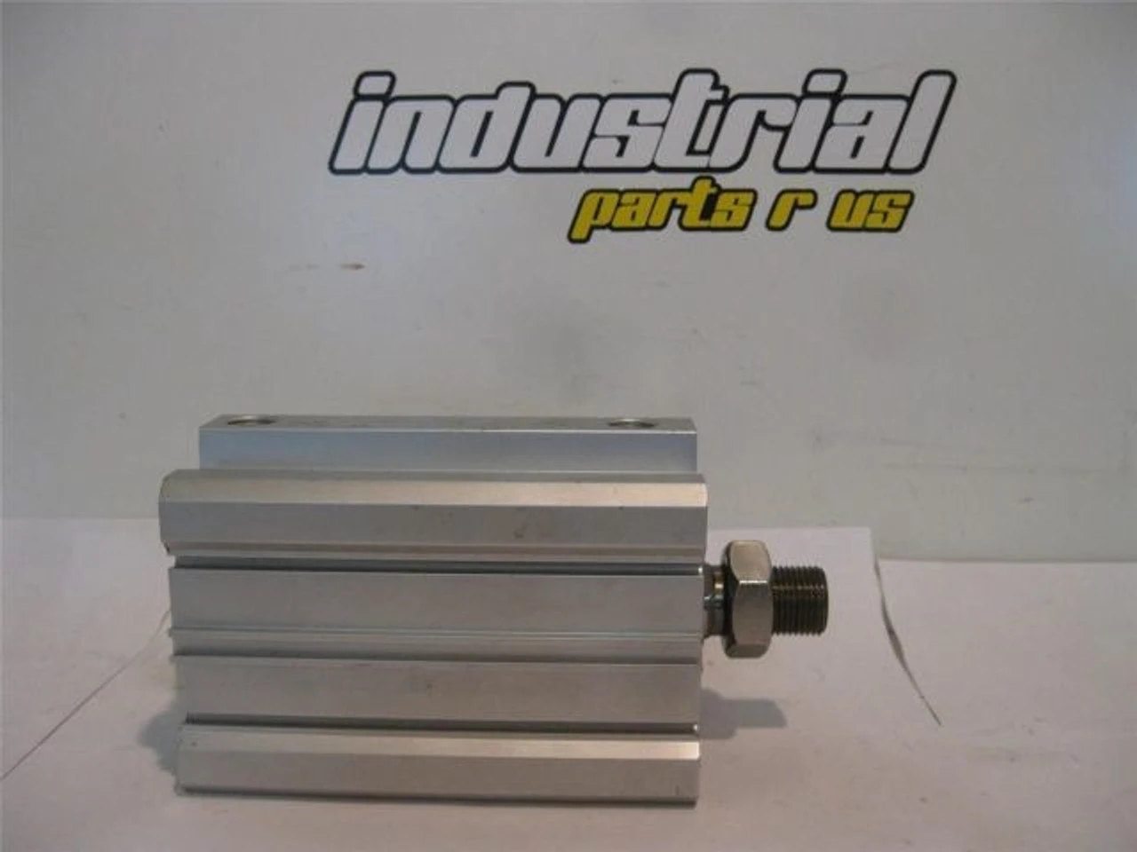 USED SMC CDQ2B63-55DM