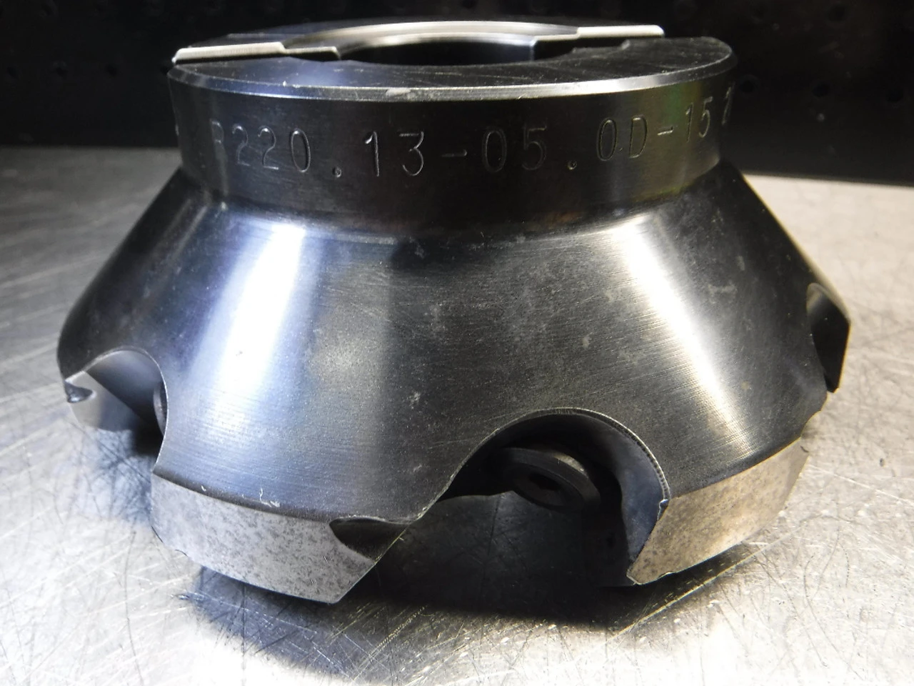 SECO 5.5" Indexable Facemill 1.5"Arbor R220.13-05.0D-15 223 (LOC2411)