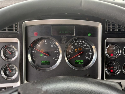 Used 2012 KENWORTH T800 TRUCK TRACTOR Conventional trucks Michigan US | Miedema Asset Management Group #1709439
