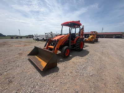 Used 2016 KUBOTA M62 Backhoe Loaders Oklahoma US | OT Truck & Tractor Sales #1383501