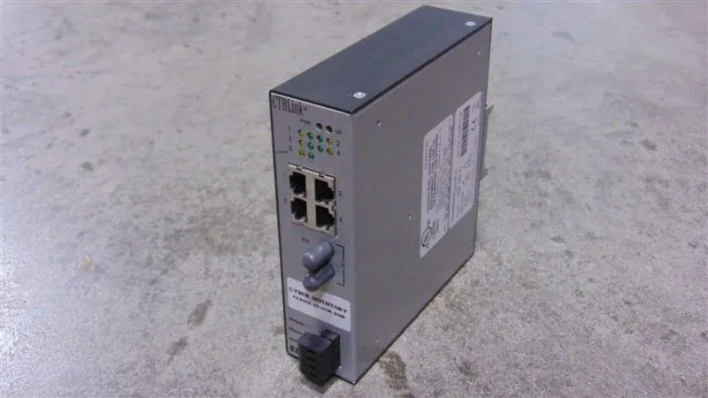 Contemporary Controls EIS5-100T/FT Ethernet Interlink Switch Used
