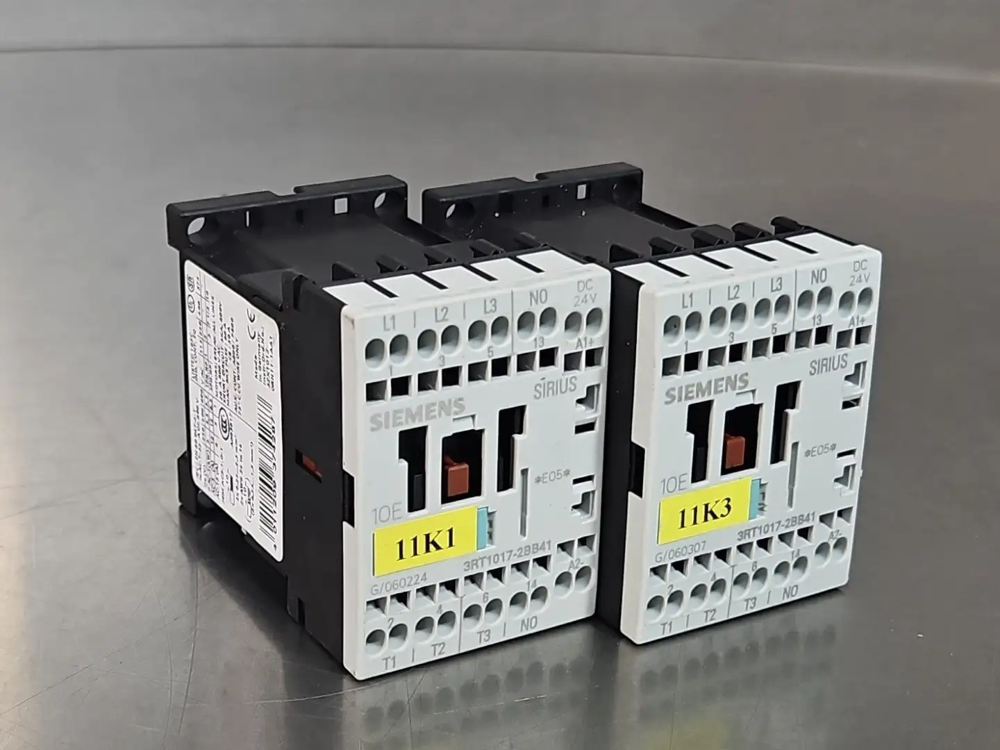 Siemens 3RT1017-2BB41 Power Contactor (LOT OF 2) Loc4C24