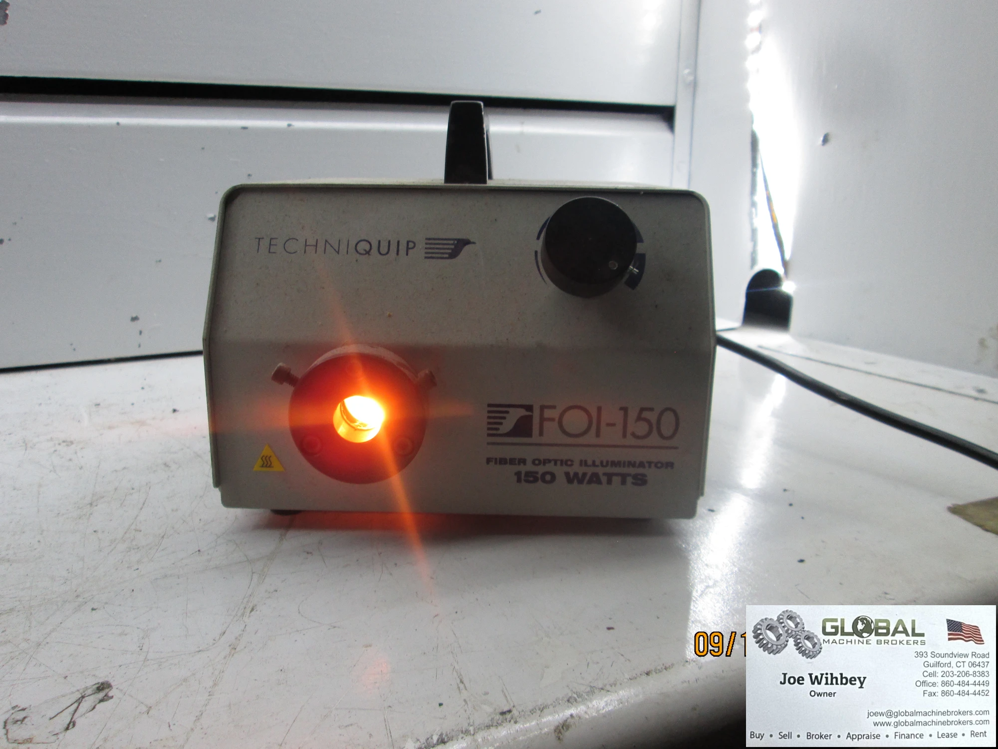Techniquip FOI-150 Fiber Optic Illuminator 150 Watts.