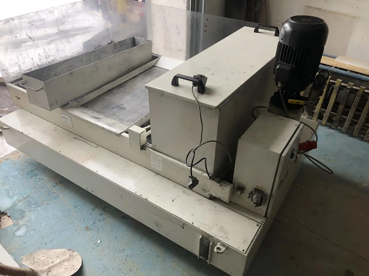 USED 2001 AME PS 200
