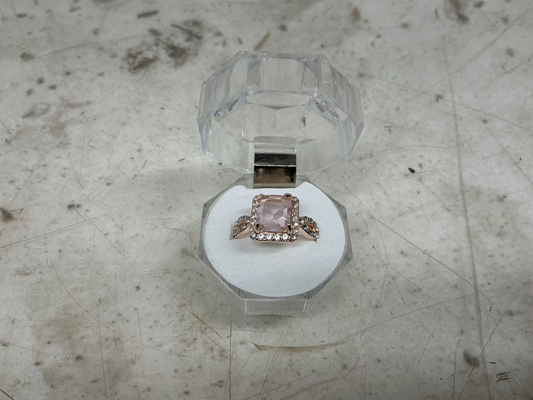Used _UNKNOWN_ _UNKNOWN_ Jewelry & Gemstones Michigan US | Miedema Asset Management Group #1320091