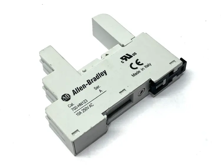Used ALLEN-BRADLEY SER. A MINI SCREW TERMINAL SOCKET 8-PIN 250VAC 10A Nuts & Screws | Maverick Industrial Sales #1099791