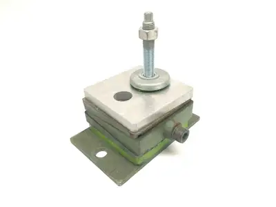 Used AIRLOC WEDGMOUNT PRECISION LEVELERS VRC Bolts | Maverick Industrial Sales #1114266