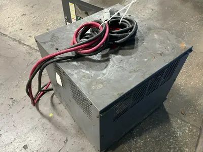 Used ENERSYS ES3181500 Rectifier - Battery Chargers Ohio US | HGR 24 #1358839