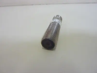 USED BALLUFF BES 516-325-G-E5-Y-S4