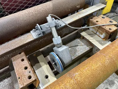 36”  YODER MODEL #M3 POWERED SLITTING HEAD w/ POWERED FEED & HOLD DOWN ROLLS : STOCK #22953