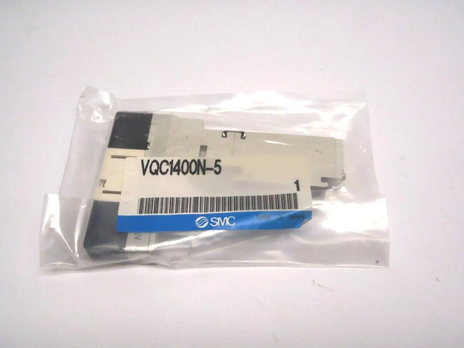 New | in-Stock SMC Plug-in Solenoid Valve Solenoid Valves Michigan US | Maverick Industrial Sales #1396601