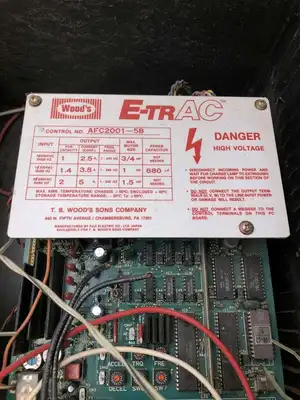 Wood’s E-Trac AFC2001-5B AC Inverter 1,1.5,3/4HP 230VAC 3PH 1/1.4/2KVA