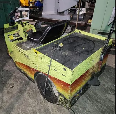 USED CUSHMAN TUG