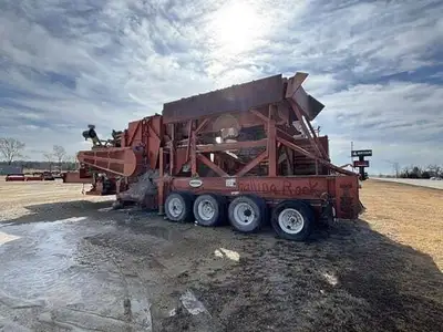 USED 2002 UNIVERSAL 130x150