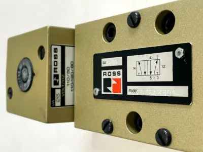 NEW ROSS 7076A3301 5/2 SINGLE SOLENOID PILOT 110V 50HZ