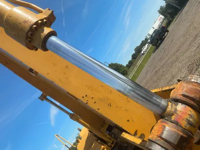 Used 2005 JOHN DEERE 200C LC Crawler Excavators Michigan US | Miedema Asset Management Group #1444936