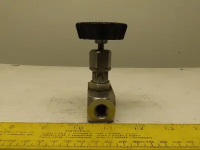 Hoke  2232F4Y Series 2200 Needle Valve 1/4" F NPT 316 Stainless Steel