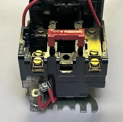 New | in-Stock SQUARE D 8536SAG11 Motors (misc) | Surplus Asset Holdings #1205015