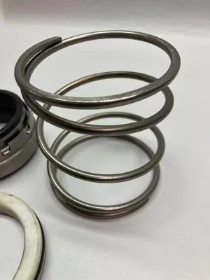 New | in-Stock QUANTUM 611SC/CER Seals & Gaskets Ohio US | Surplus Asset Holdings #1249440