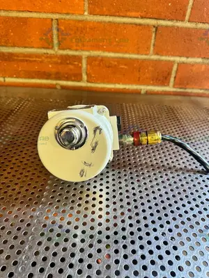 Used PROMATION P1.B-24N4-DC PRECISION ACTUATION VALVE W/ 3- WAY 3.4" VALVE Valves/Fittings California US | Equipment Lab #1418445