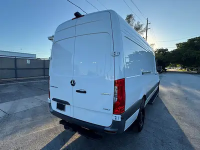 Used 2024 MERCEDES-BENZ 2500 Vans Florida US | Truck and Van Outlet #1509211