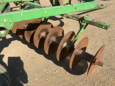 Used John Deere 13’6” Disc, Pull Behind with Pin Hitch, Hydraulic Lift/Lower, 9.5L-15 and 11L-14 Tir...