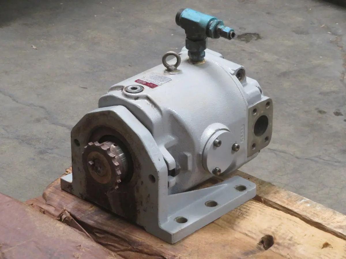 Used TOYO-OKI HPP-VCF2V-L14-63A5A3-B Piston Pumps Texas US | Aucto #1308403