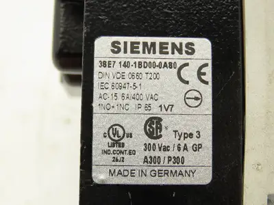Siemens 38E7 140-1BD00-0A80 Rope Pull Grab Cable Switch E-Stop Spring Return