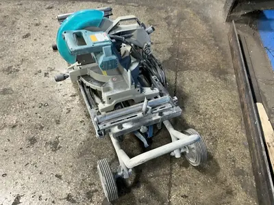 Used 2002 MAKITA LS1221 Miter Saws Ohio US | HGR 24 #1263324