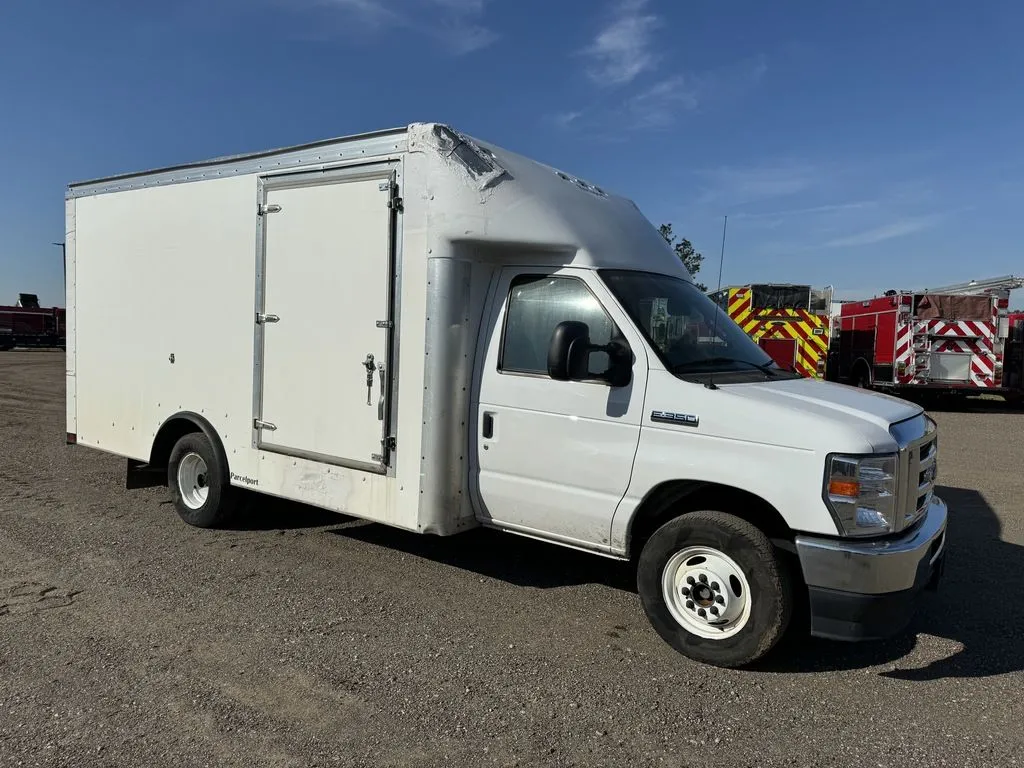 Used 2022 FORD E-350 CUBE DELIVERY Box trucks Minnesota US | Carco Truck & Equipment #1514234
