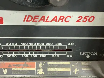 Used LINCOLN ELECTRIC IDEALARC 250 Arc Welders Ohio US | HGR 24 #1506567