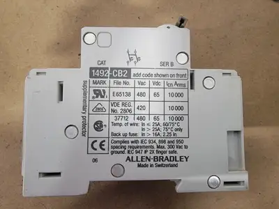 USED ALLEN-BRADLEY 1492-CB2-G070