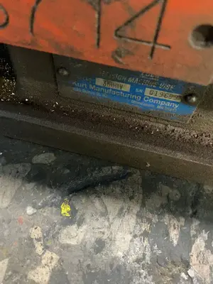 USED KURT MANUFACTURING CO 3600V