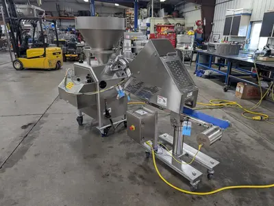 USED 2017 REISER ROBOT 500 FILLER