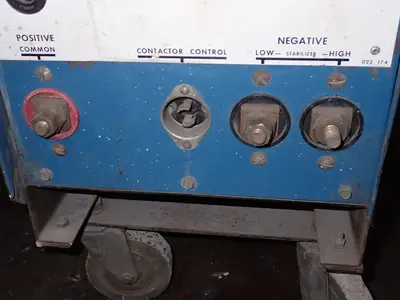 USED MILLER CP200