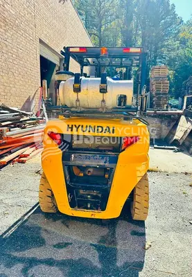 USED 2023 HYUNDAI 35L-9 TYPE LP