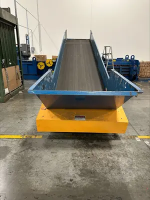 Feed Conveyor / 48" wide x 21 ft. long Slider Bed Conveyor
