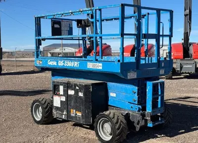 USED 2015 GENIE GS-3369 RT