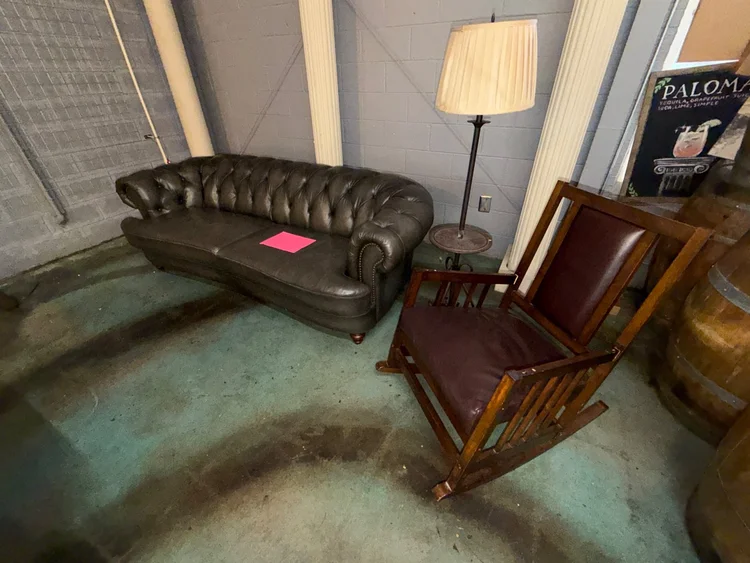 Used _UNKNOWN_ _UNKNOWN_ Furniture (Medical) Georgia US | Auction Management Corporation #1548625