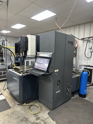 USED 2013 MAKINO U32J