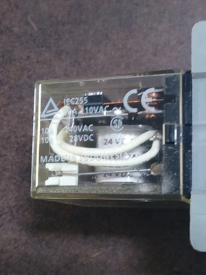 USED Omron LY4N GENERAL PURPOSE RELAY