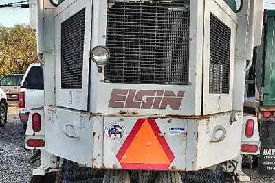 Used 1999 ELGIN PELICAN SERIES P Street Sweeper Michigan US | Proxy Equipment #1385104