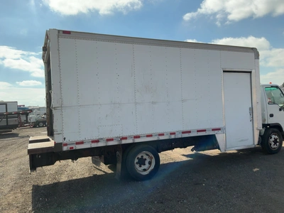Used 2007 ISUZU 18' Box trucks Michigan US | Miedema Asset Management Group #1579183