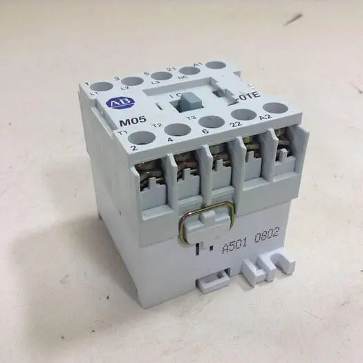 Used ALLEN BRADLEY 100-MO5NZ.31 SER A PLC Contactors | Ideal Machinery #618829