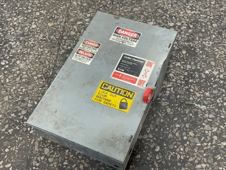 Used CUTLER HAMMER DG324NGK Disconnects Ohio US | HGR 24 #1186218