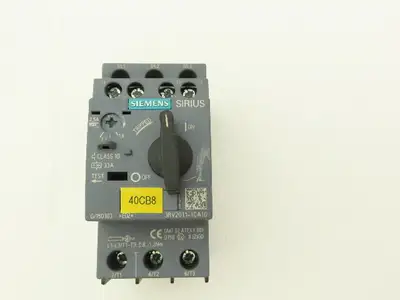 Siemens 3RV2011-1CA10 Manual Motor Starter 1.5HP 3PH 600VAC 2.5A Lot of 5
