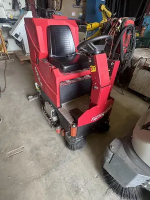 Used 2023 FACTORY CAT GTX Scrubbers Michigan US | RAB Industries, Inc. #334640